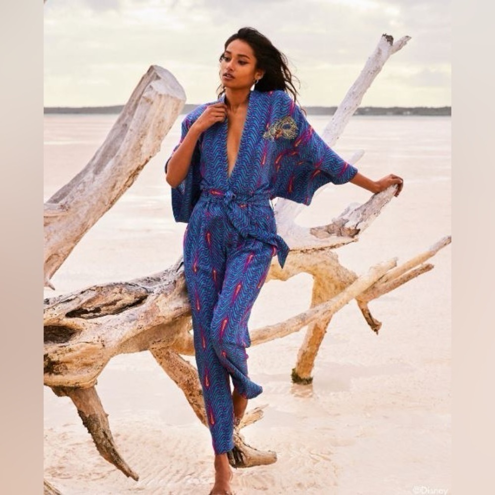 Disney Figue Ameena Top and Muna Pant 100% SILK SET Peacock Palm Indian Ocean XS